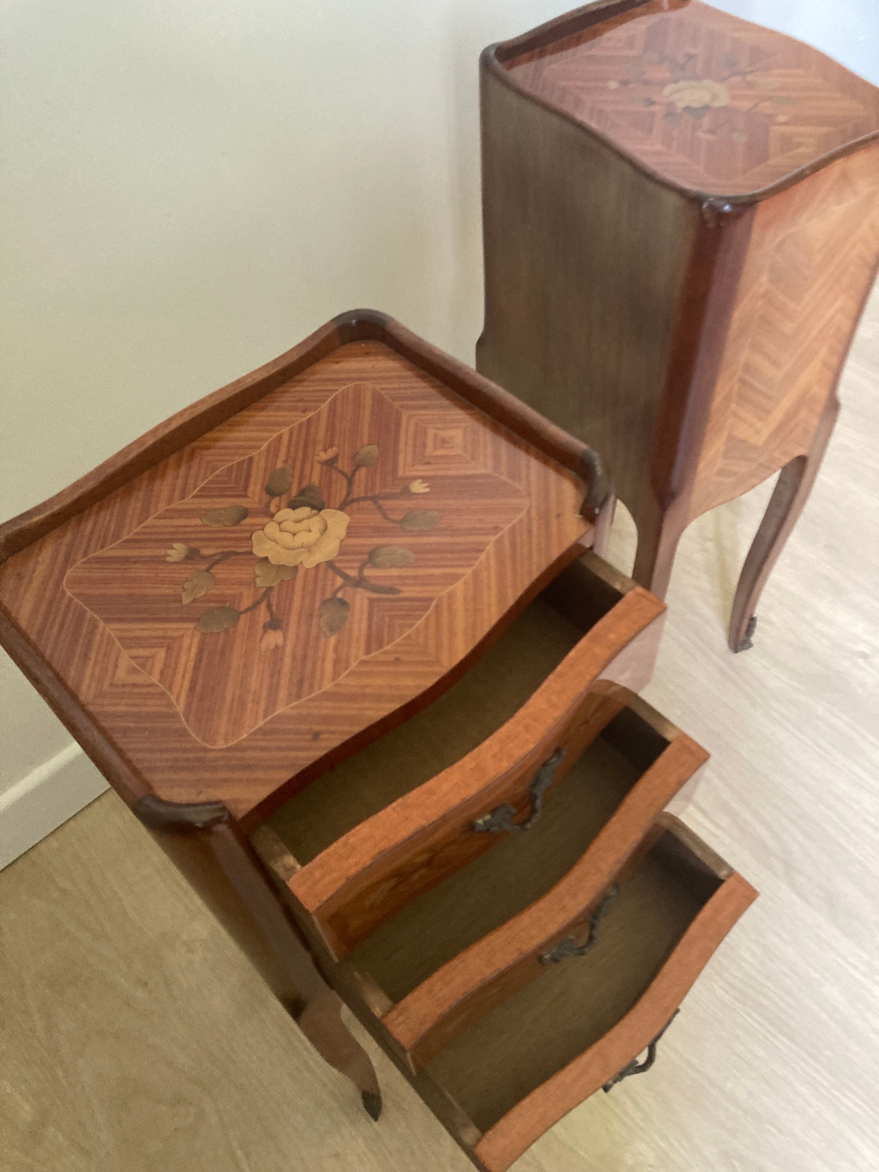 Set of 2 rosewood and marquetry bedside tables