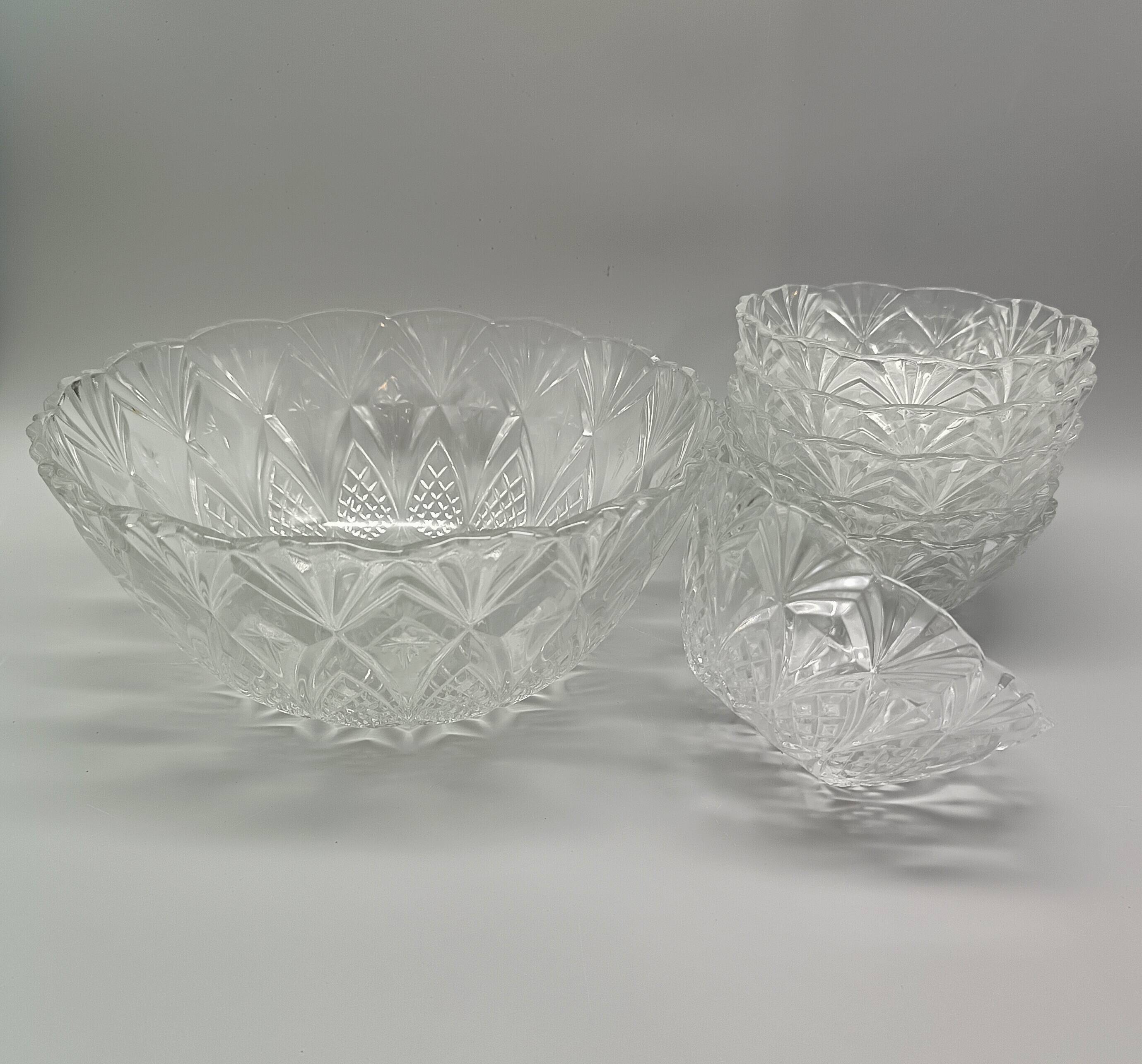 Dessert set, bowls and salad bowl in vintage textured glass
