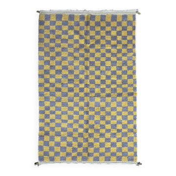 Berber rug with a checkerboard pattern - 297 x 200 cm
