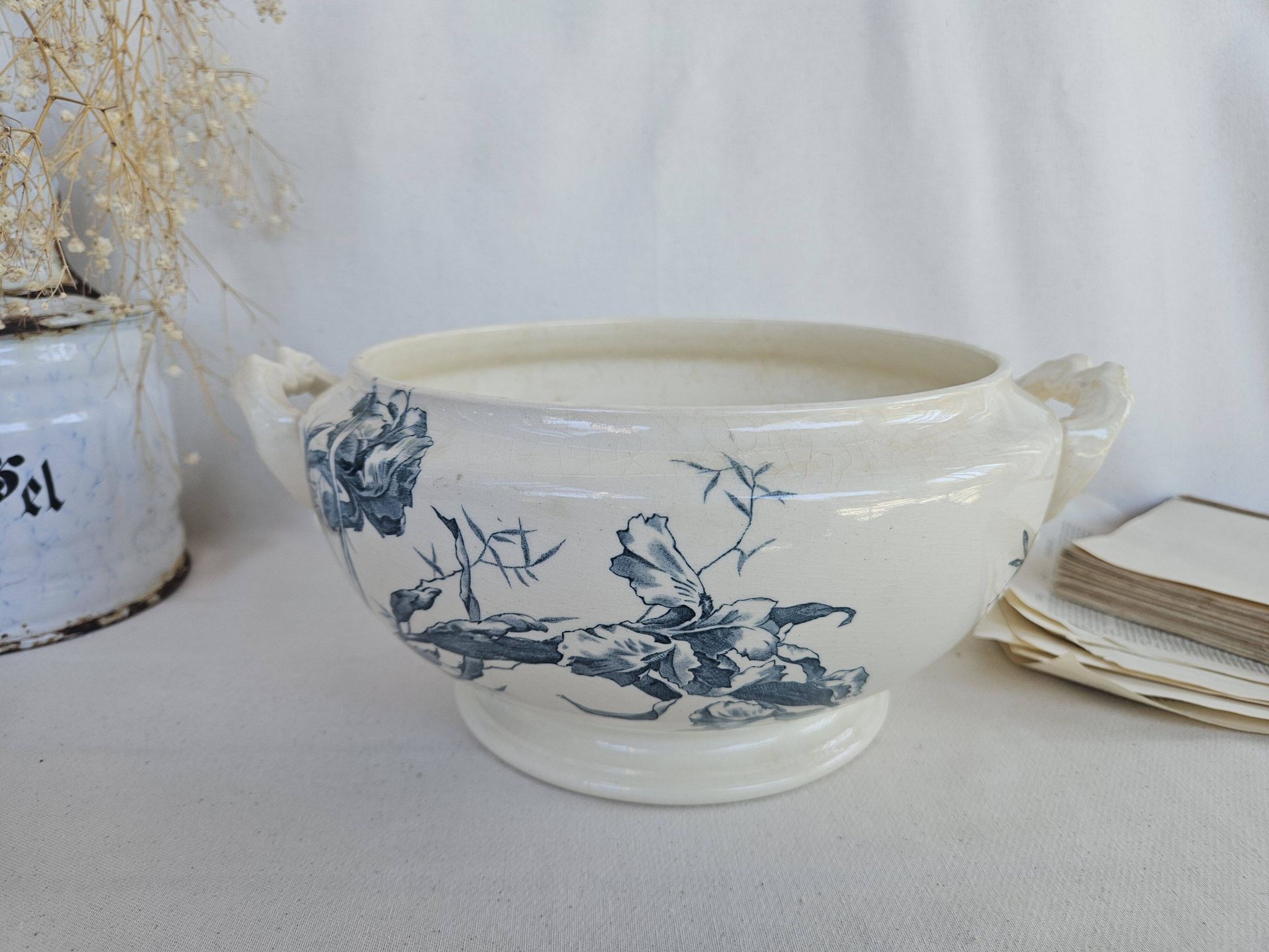 Soupière ancienne gien modèle iris