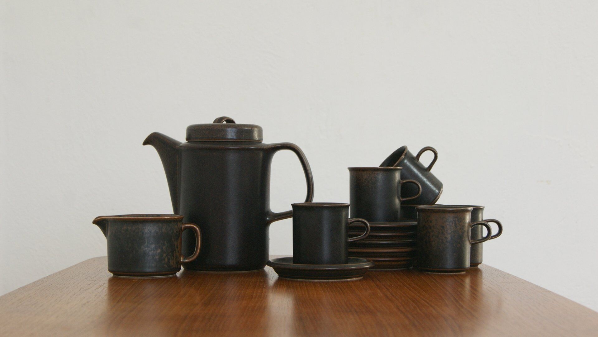 Mid-Century Tableware Set by Ulla Procope for Arabia, Finland, 1960s, Set of 8