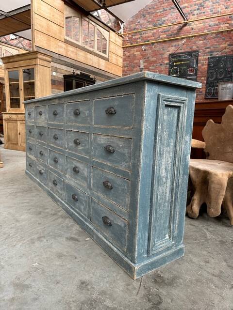 Trade furniture 20 drawers