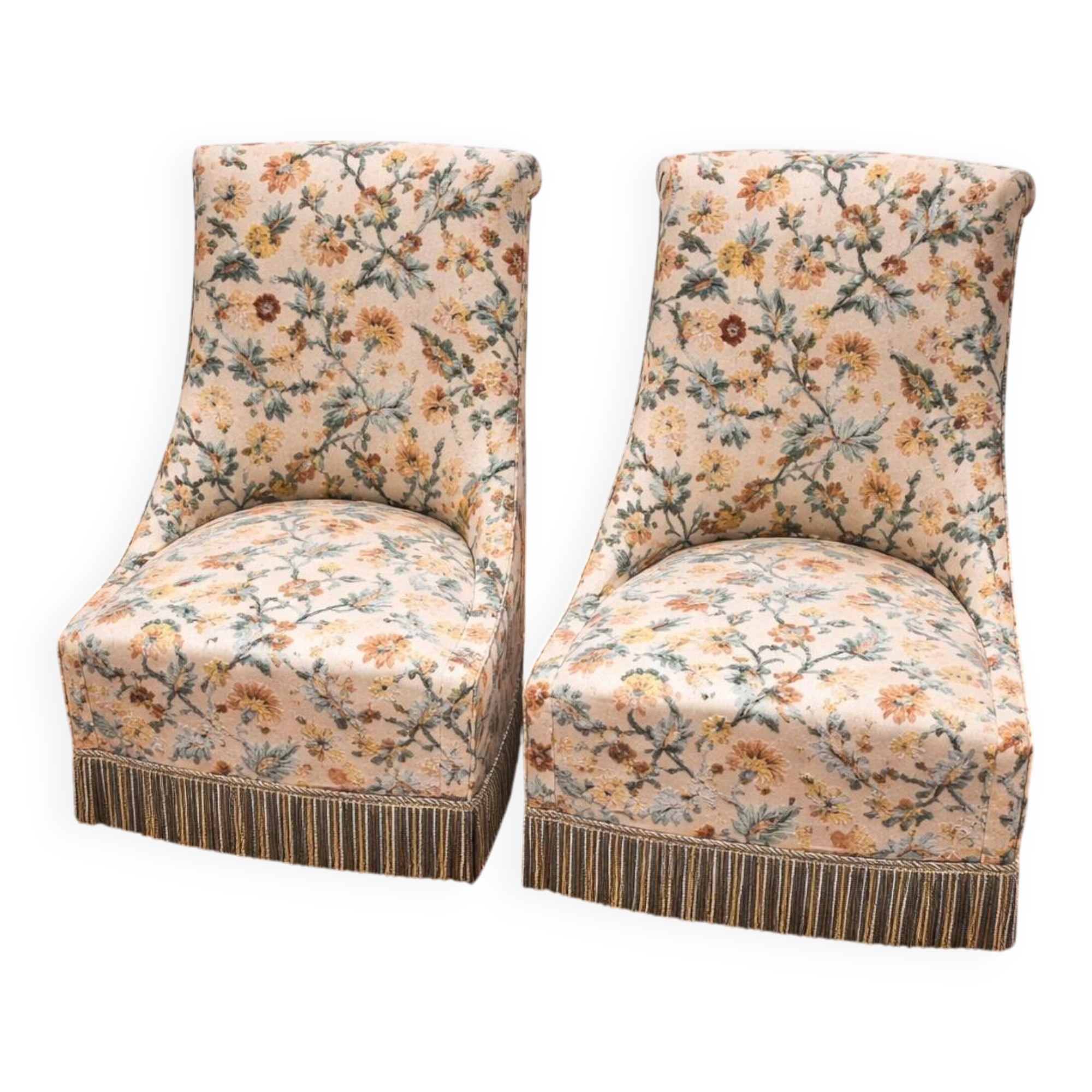 Pair of crapaud armchairs / Napoleon III – floral fabric – fringed skirt