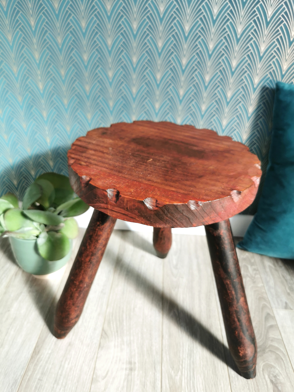 Vintage tripod stool