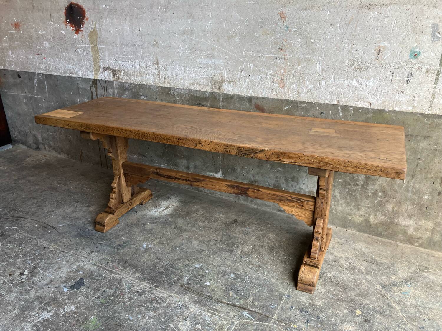 Farmhouse table