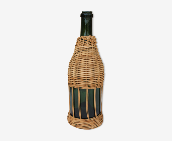 Bouteille revêtue d'osier