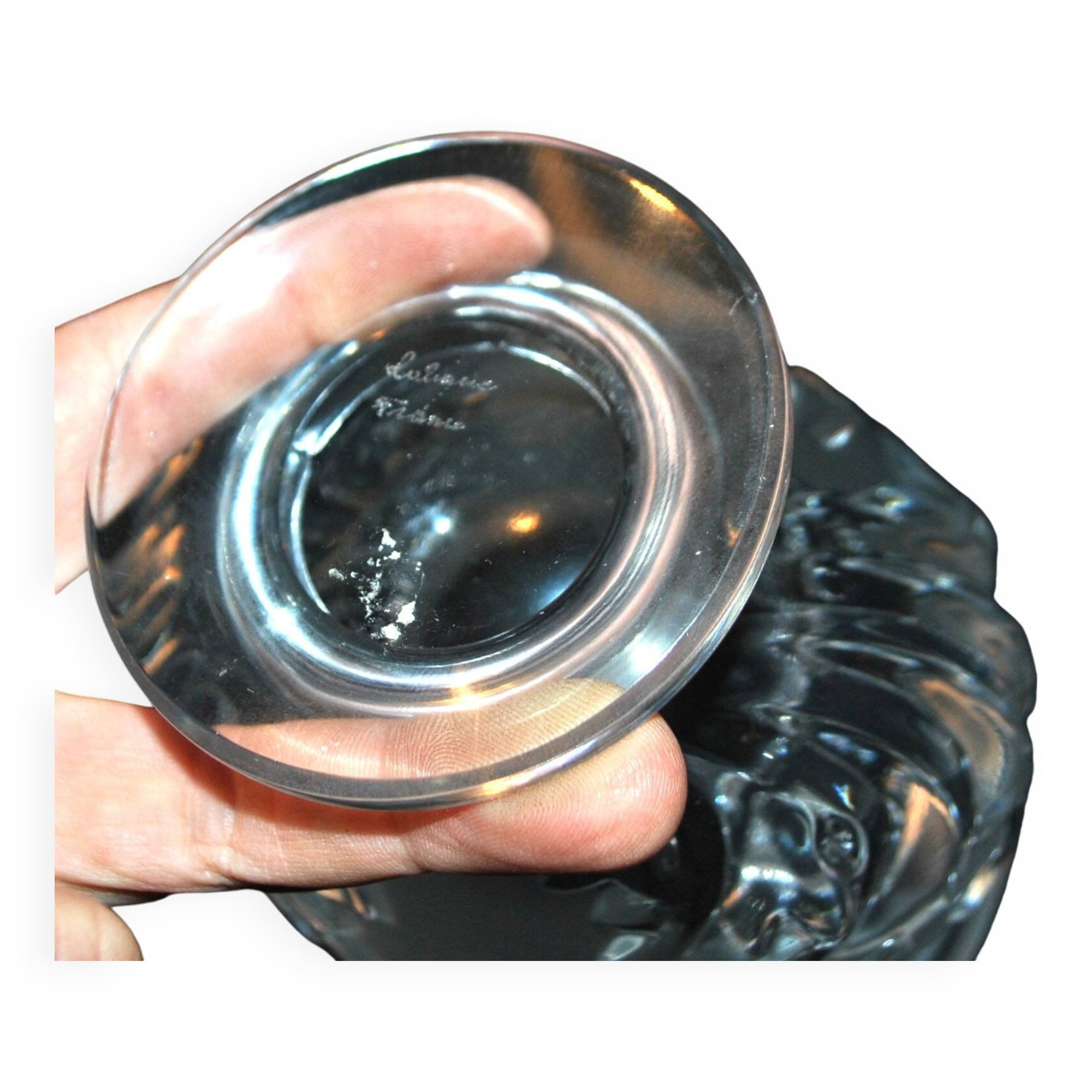 LALIQUE frosted crystal vase, Saint-Cloud model with acanthus leaves, 1950-1960