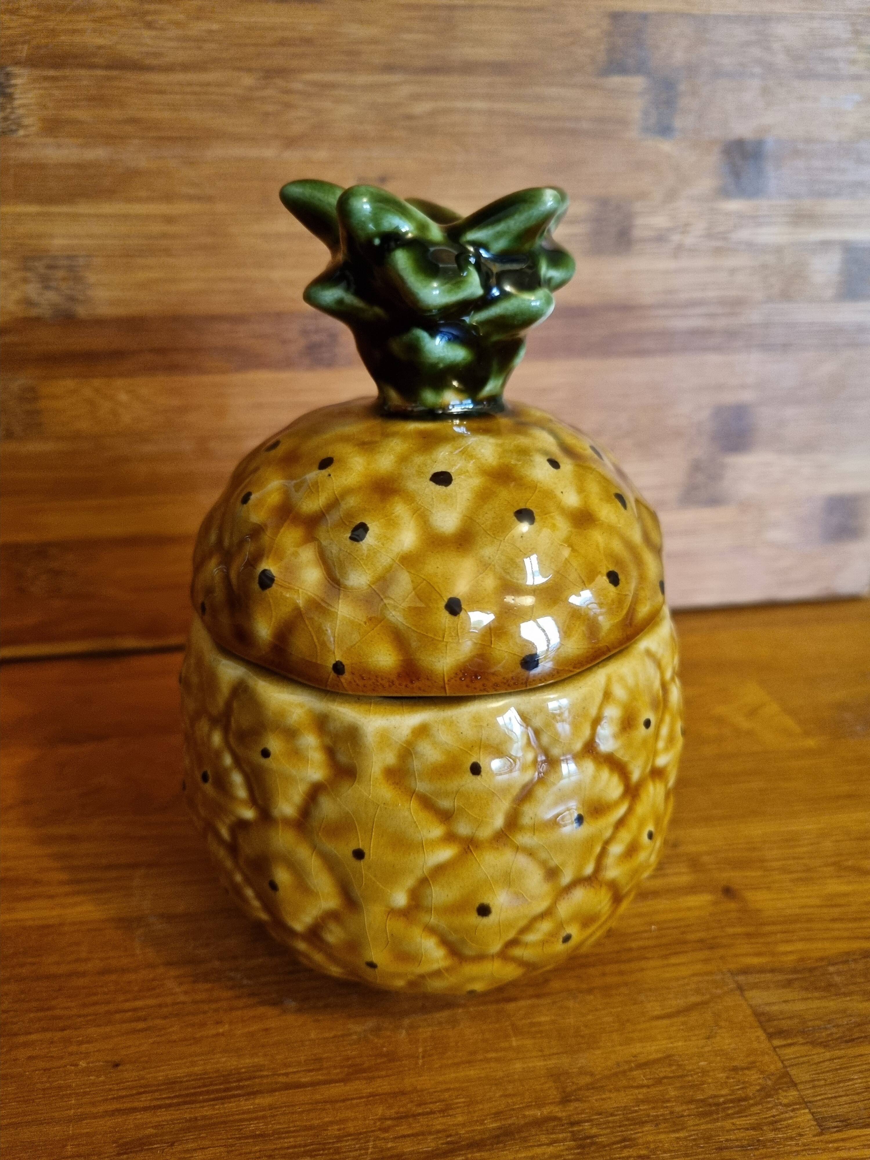 Confiturier en barbotine forme Ananas