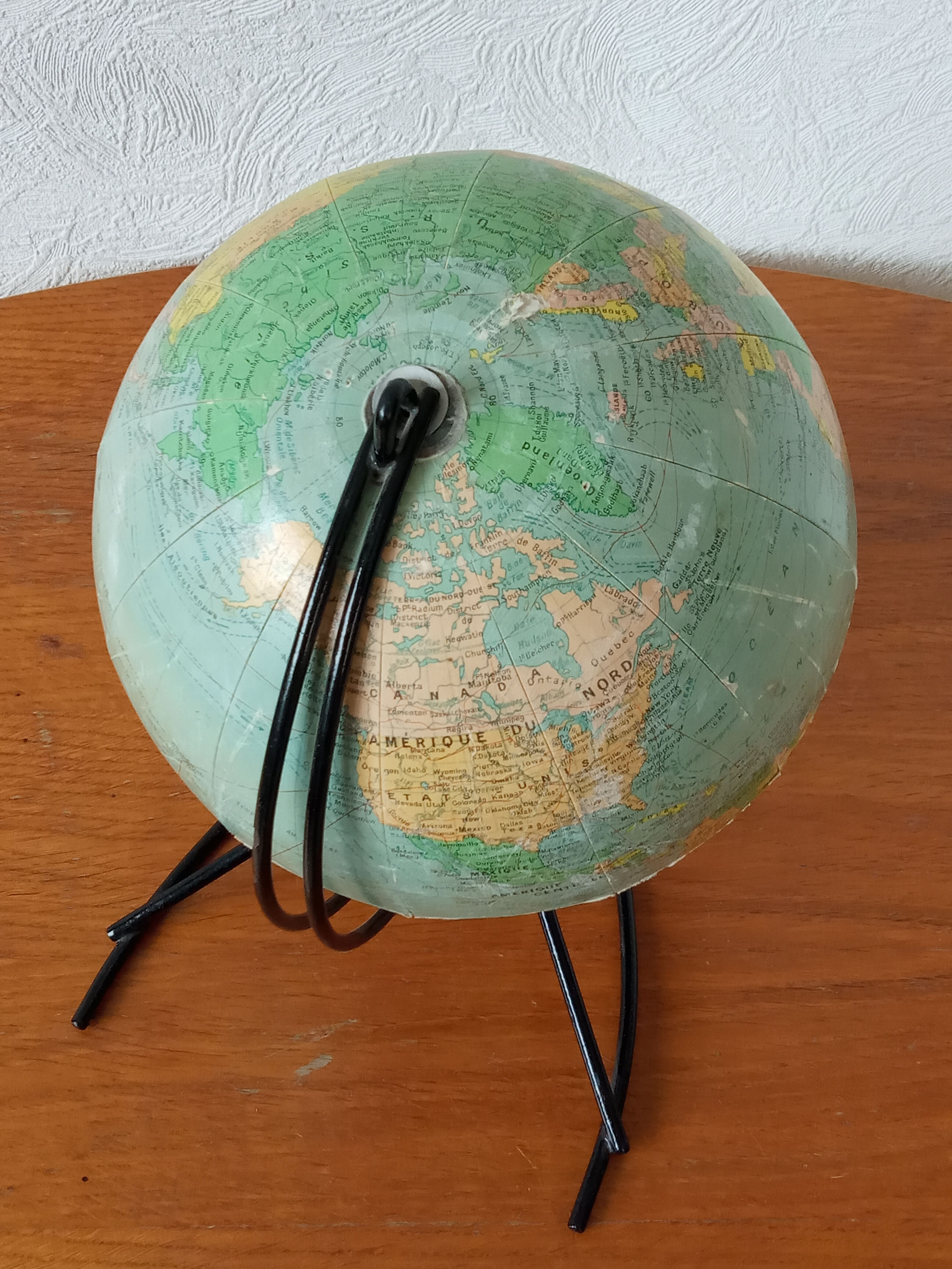 Girard and Barrère world map 60s