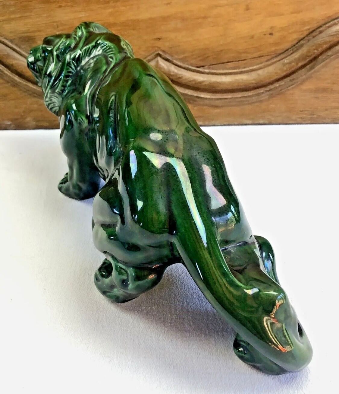 Art Deco lion statue 1930 cracked Saint Clement