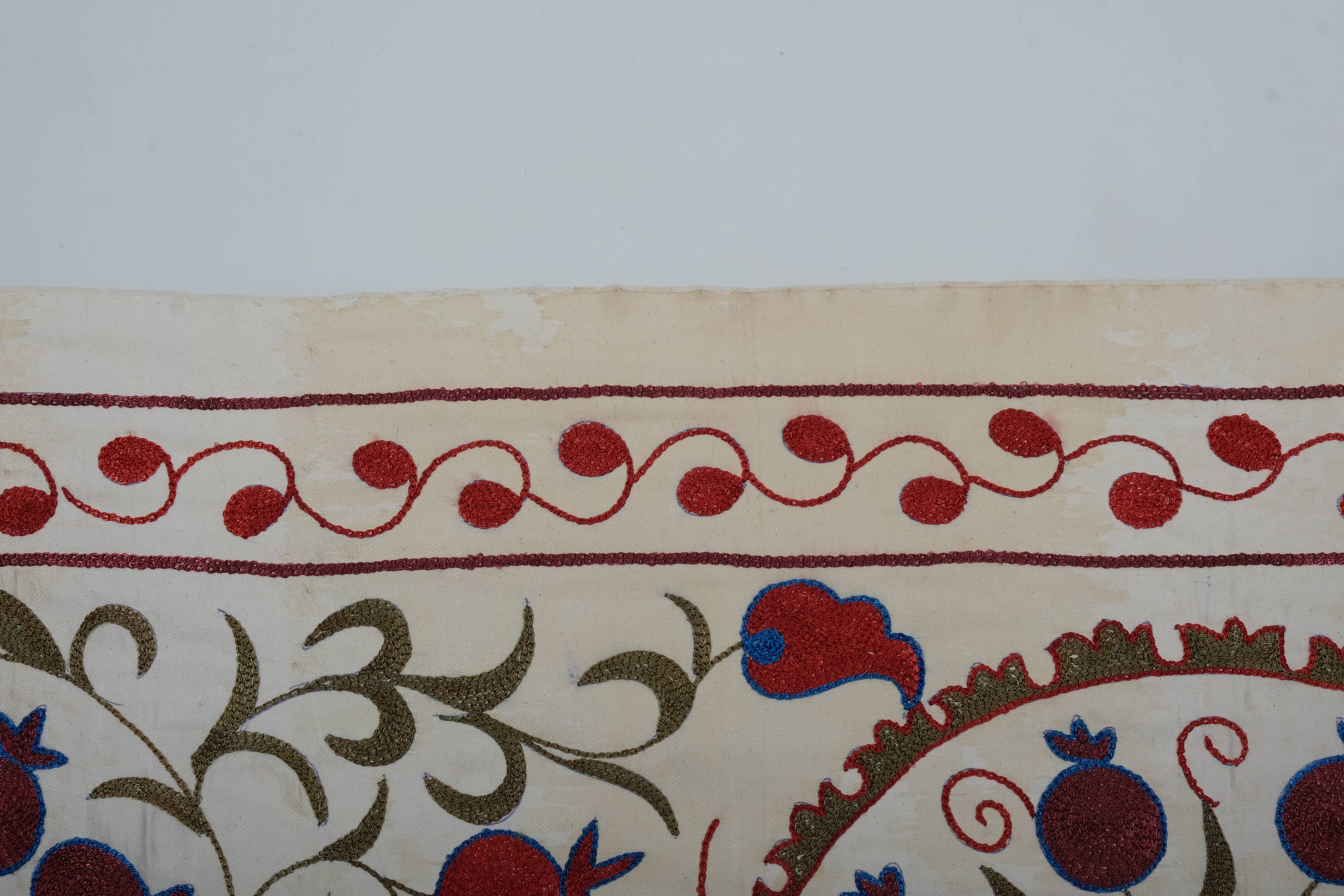 Hand knotted rug, vintage Turkish rug 108x186 cm