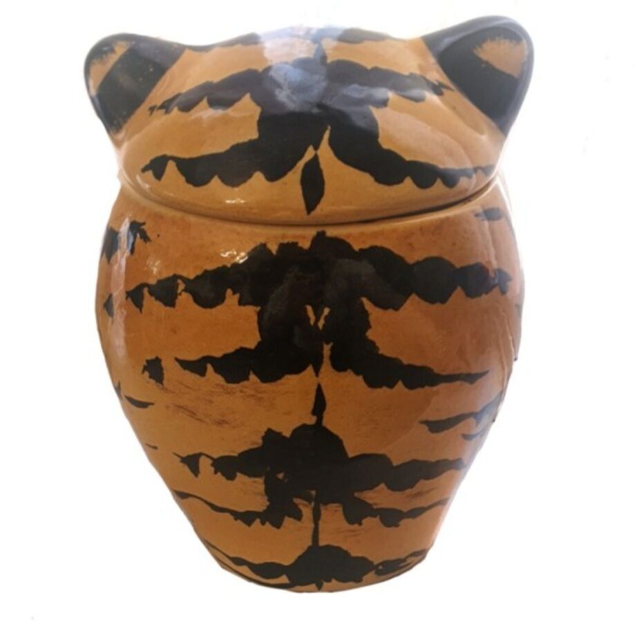 Pot cover in ceramic