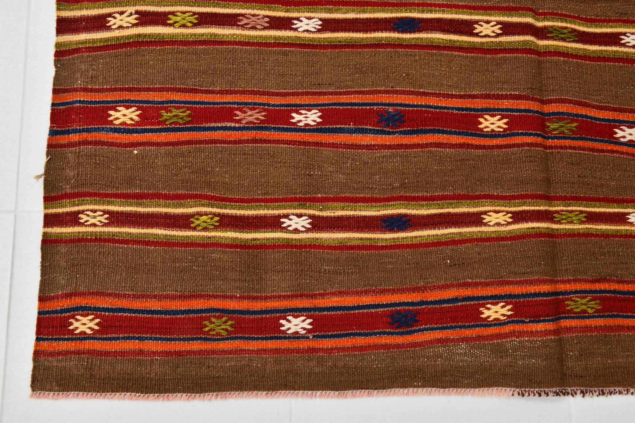 5x7 Brown & Red Handmade Vintage Kilim Rug, 153x220Cm