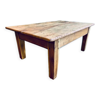 Coffee farmhouse table