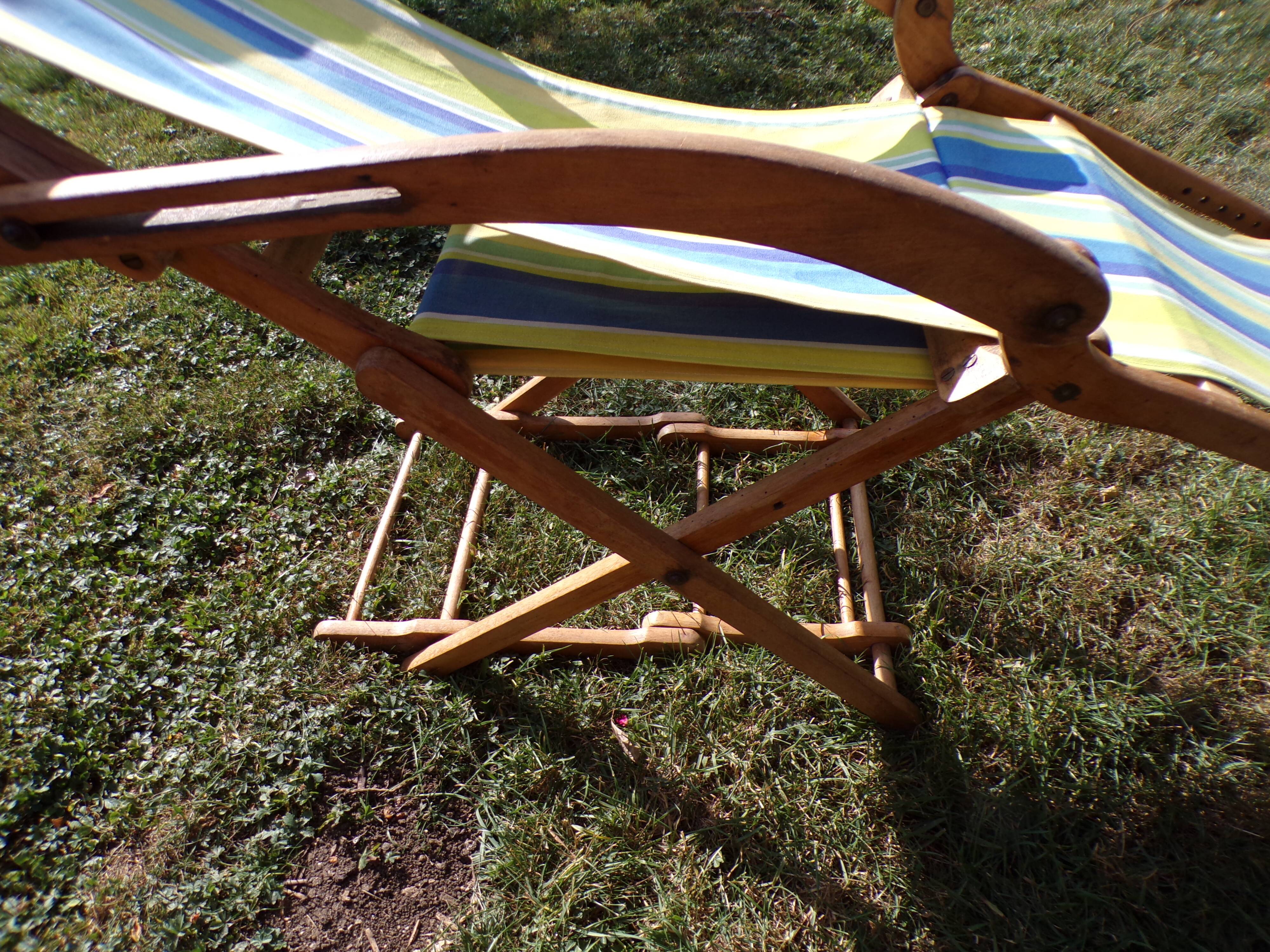 Vintage lounge chair