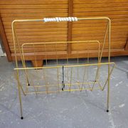 Porte-revues métal doré