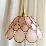 Pink mother-of-pearl suspension