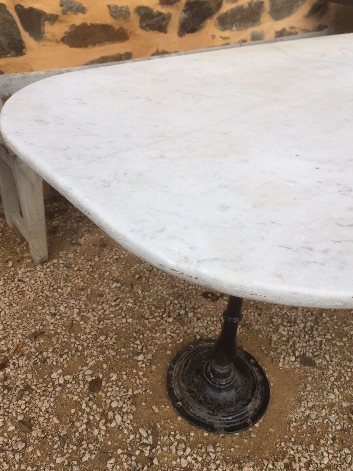 Marble and double base bistro table
