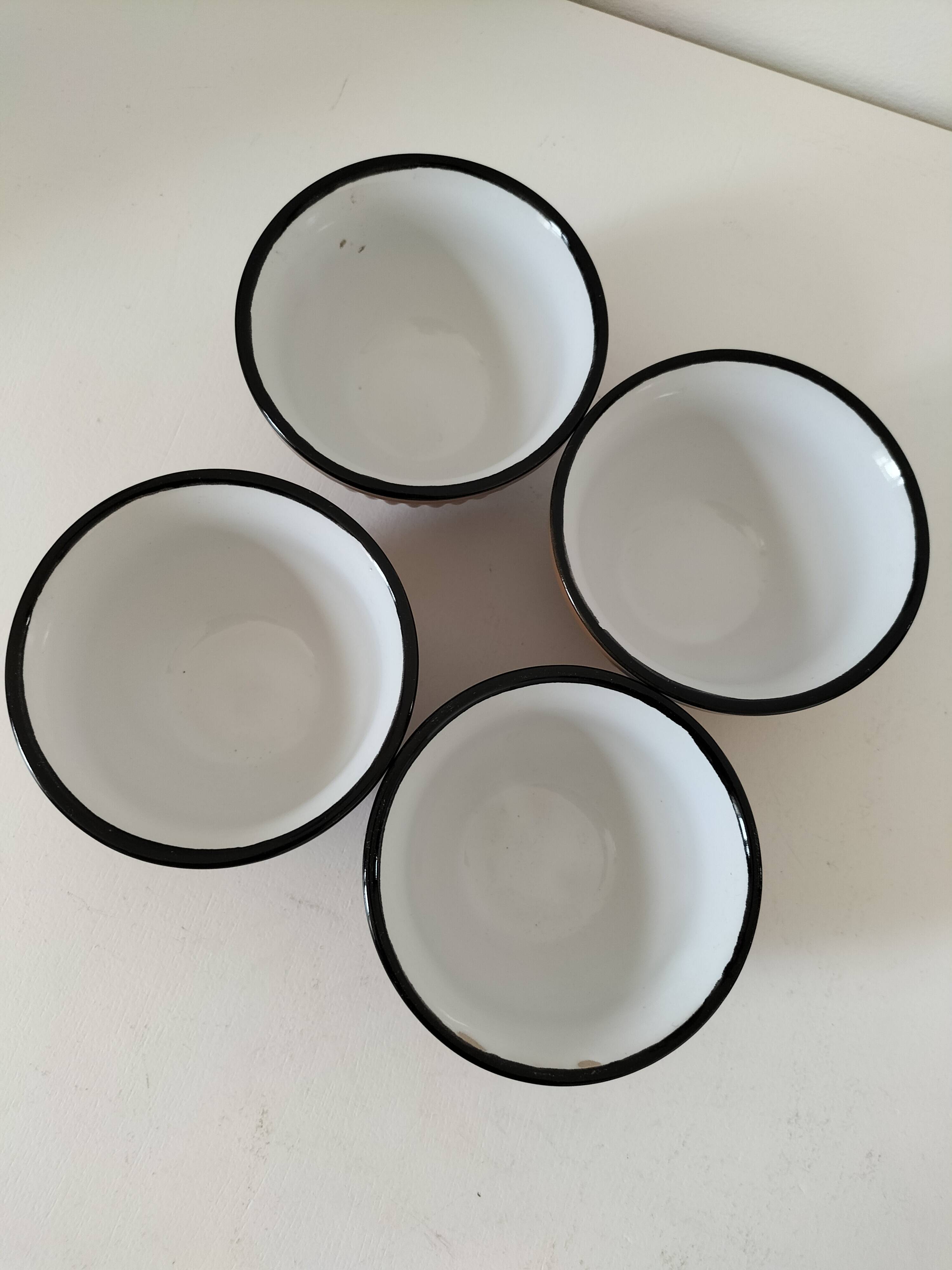 4 petits bols vintage en grès brun et liseré noir