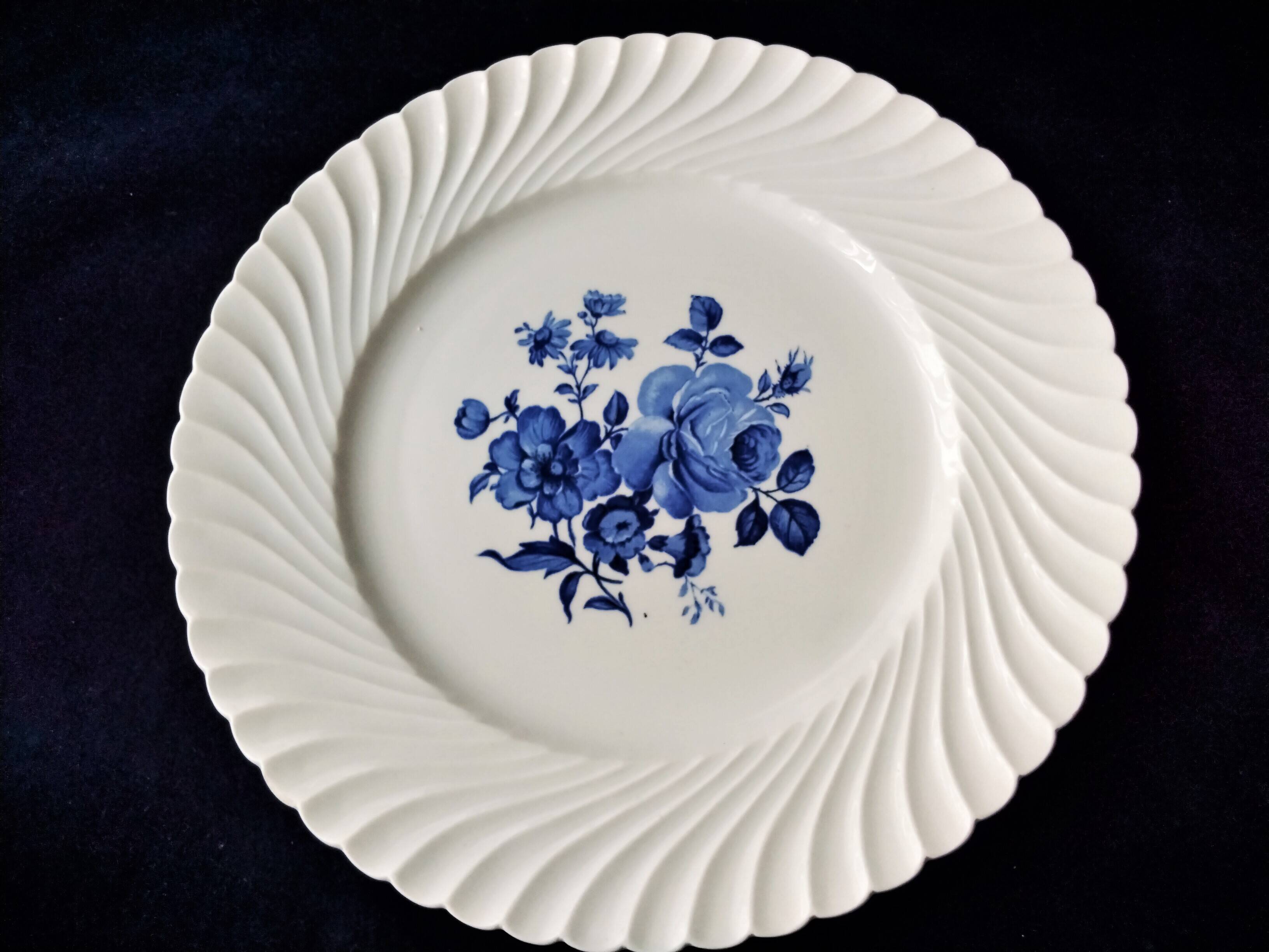 Flat serving dish or cake dish in Lunéville KG Special Grand Feu