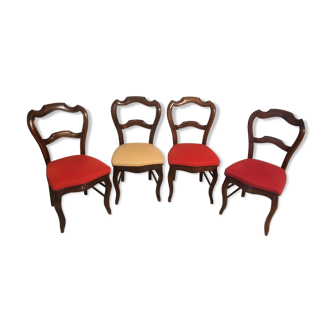 Série de 4 chaises en noyer d'époque XIXème