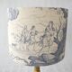 Abat-jour toile de Jouy bleu