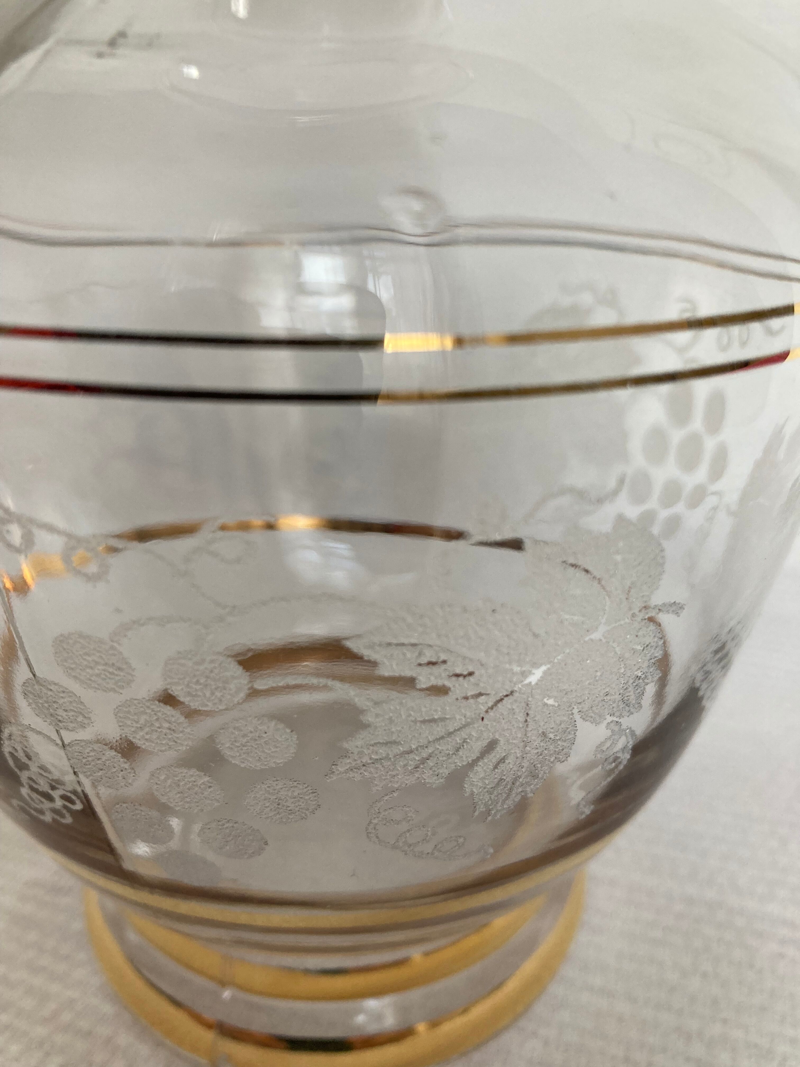 Granite glass water carafe