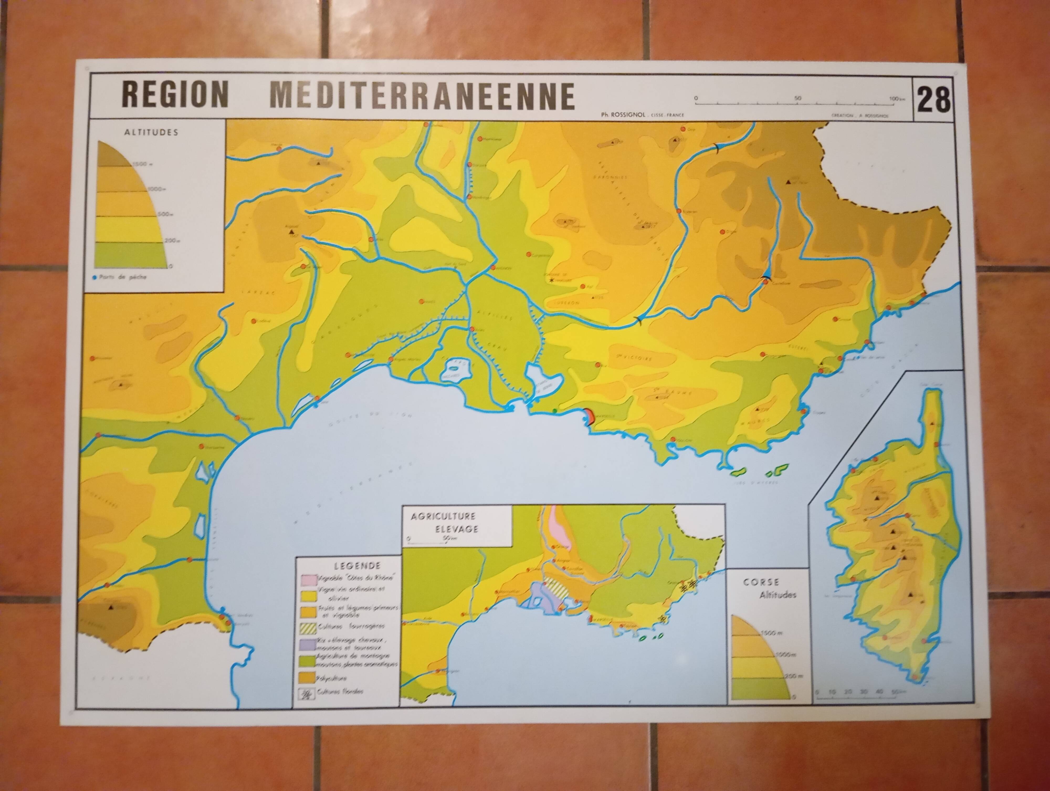 School map: south east altitudes n°27 / mediterranean region n°28