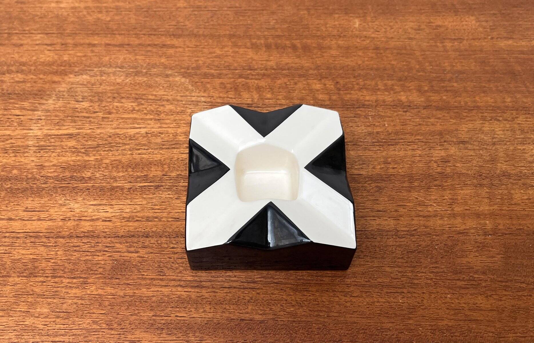 Modernist Bauhaus Czech Repro Ceramic Ashtray by Vlastislav Hofman for Modernista