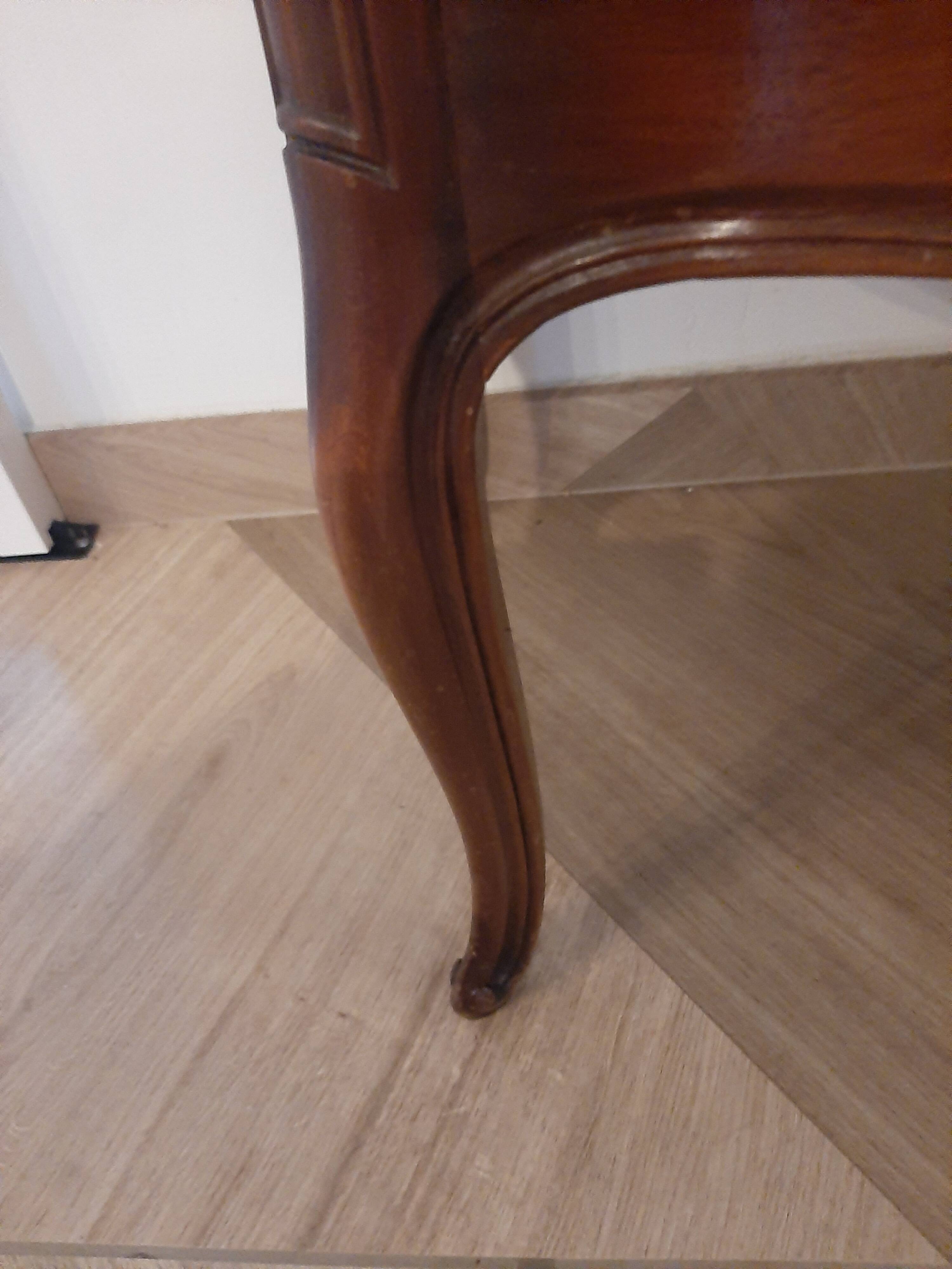 Louis XV style chest of drawers - 2 drawers - Curved feet - 1980s