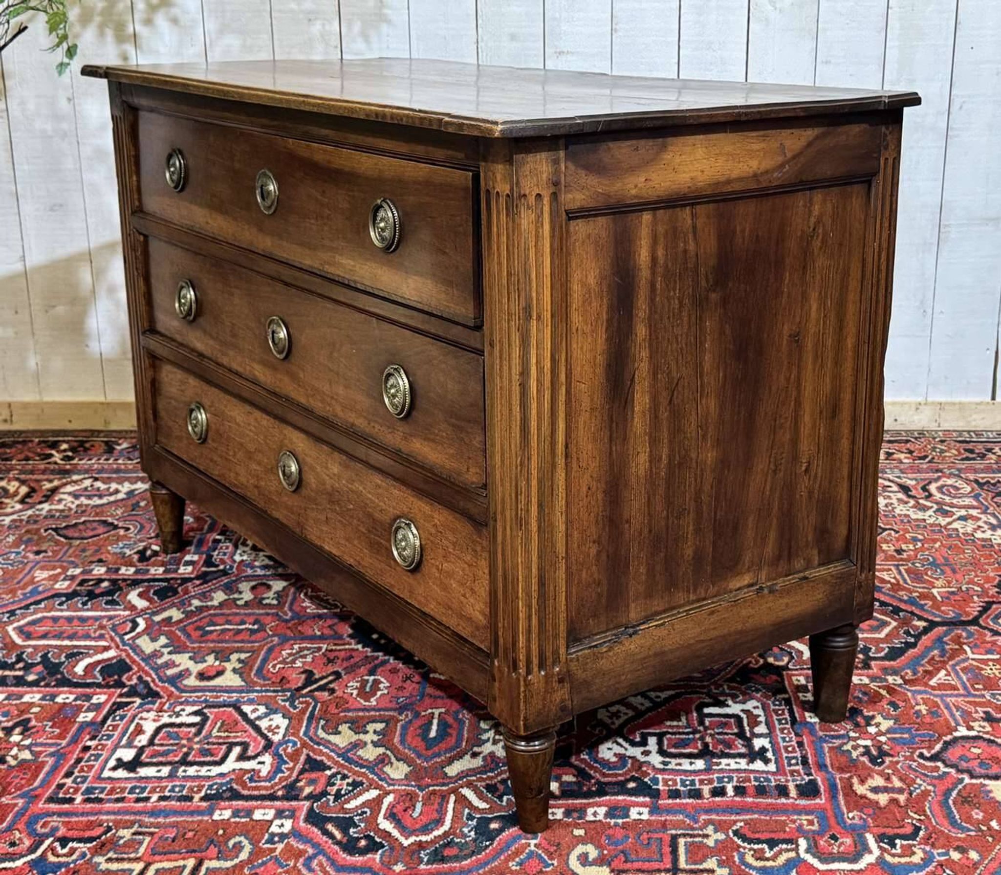 Louis XVI commode from the 18th century in walnut.