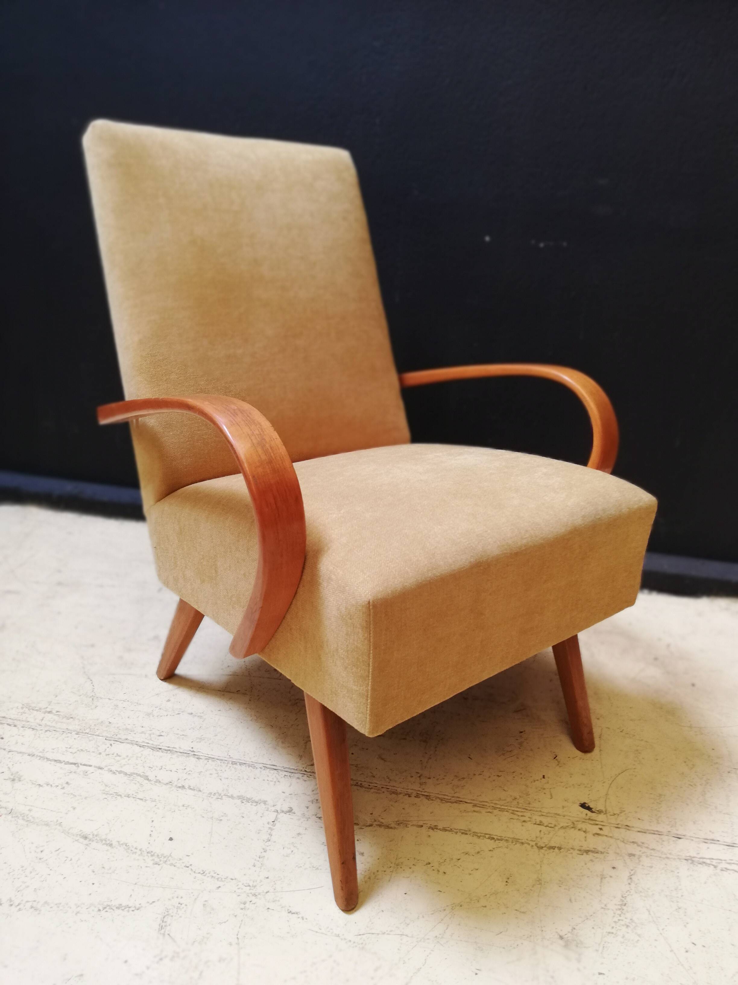 Paire de fauteuils vintage Halabala 1950