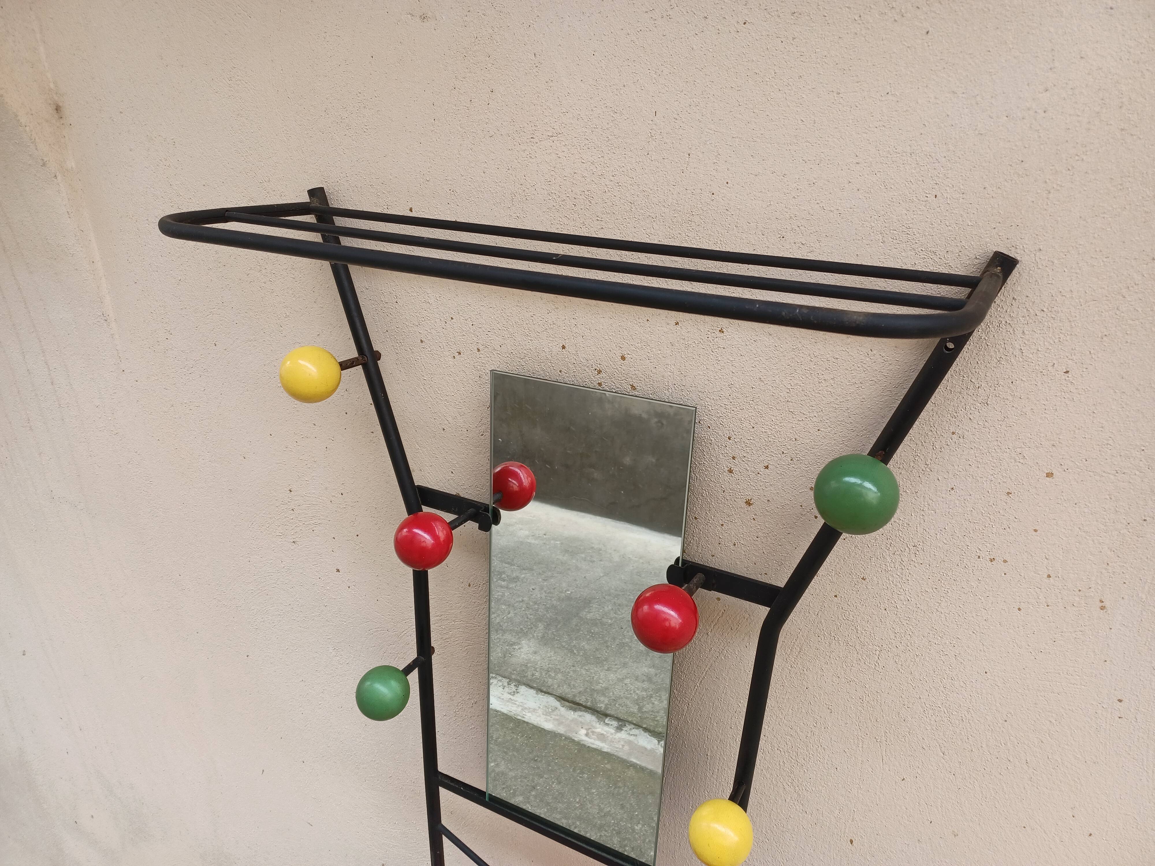 Cloakroom, vintage 50's