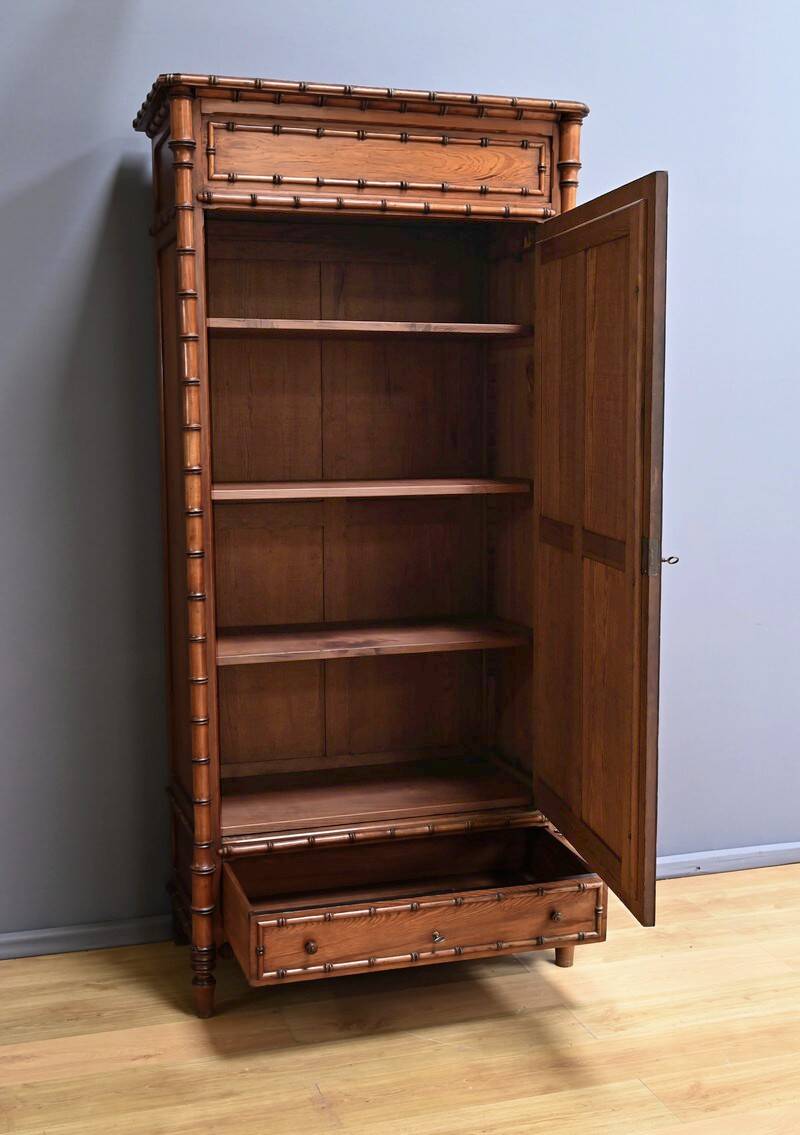 Armoire à Glace en Pitchpin esprit Bambou, Art Nouveau – Début XXème