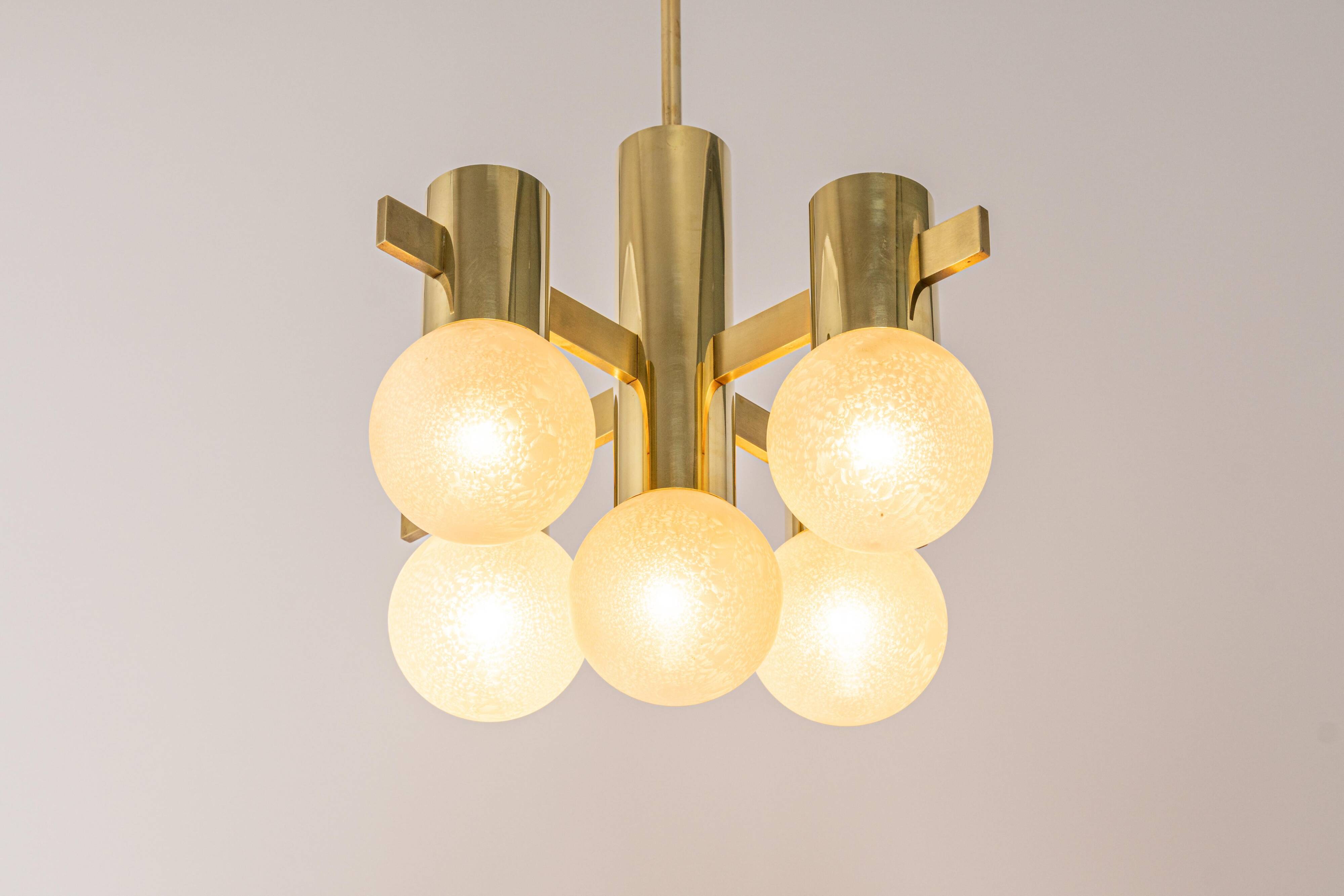 Sciolari chandelier in brass, Italy, 1960s.