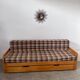 Ancien canapé lit 3 places design années 70/80 en pin vintage sofa