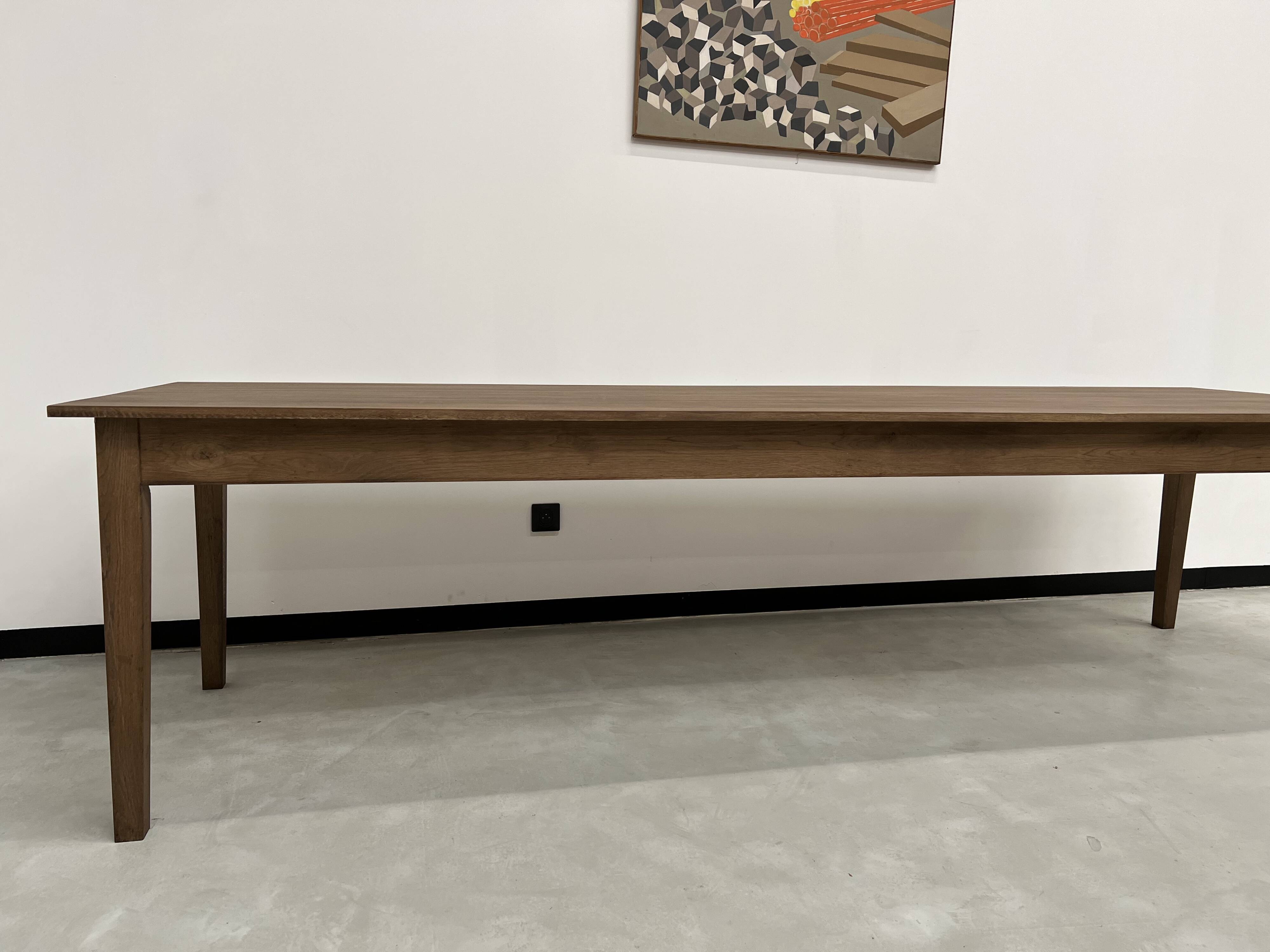 "Dark Brown" farmhouse table in solid oak, 300 x 90 cm