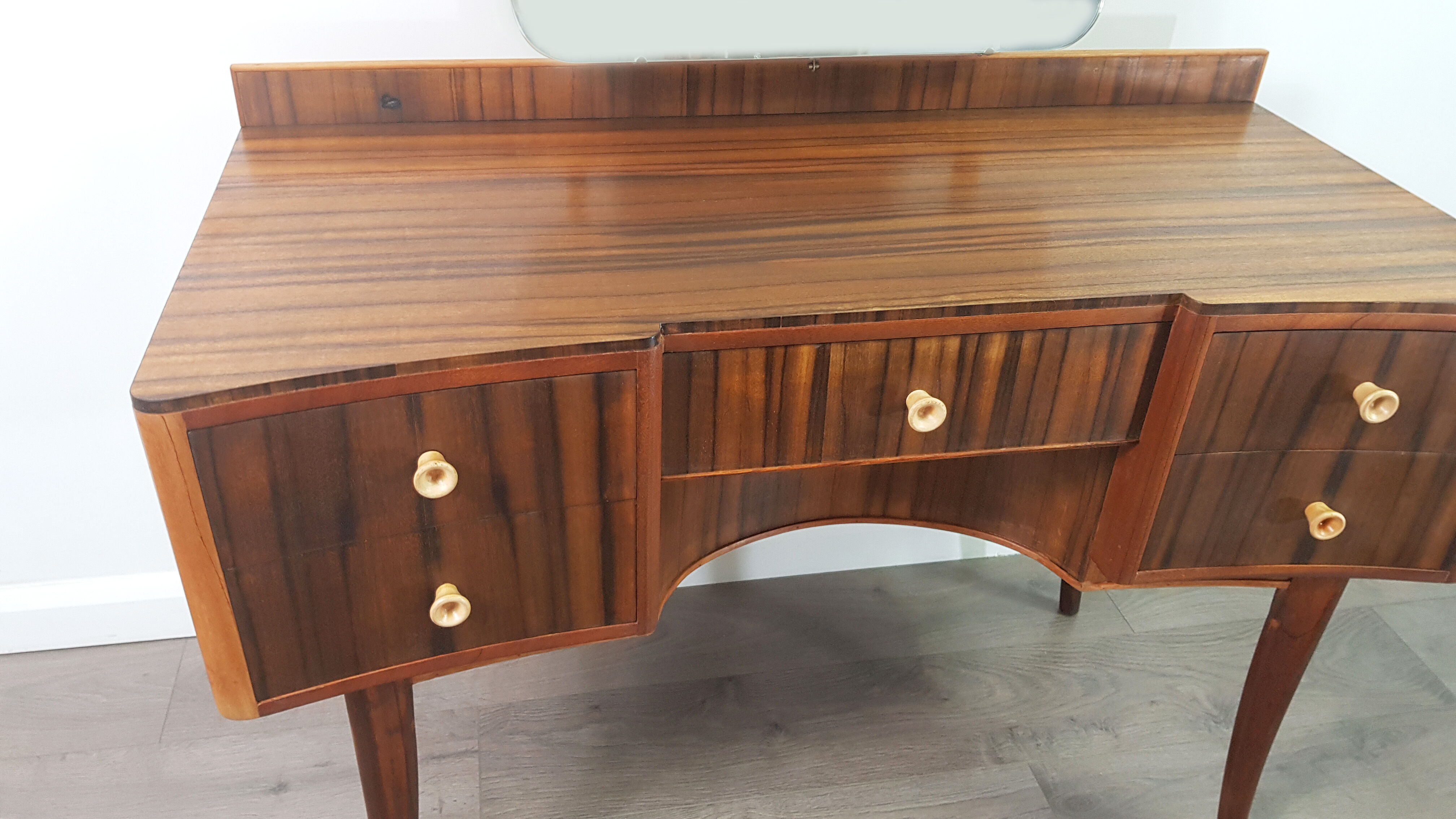Dressing Table with Mirror by Neil Morris for Morris of Glasgow, 1950s