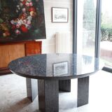 Round table in polished granite 10 seats