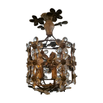 Chandelier with flowers in tassels