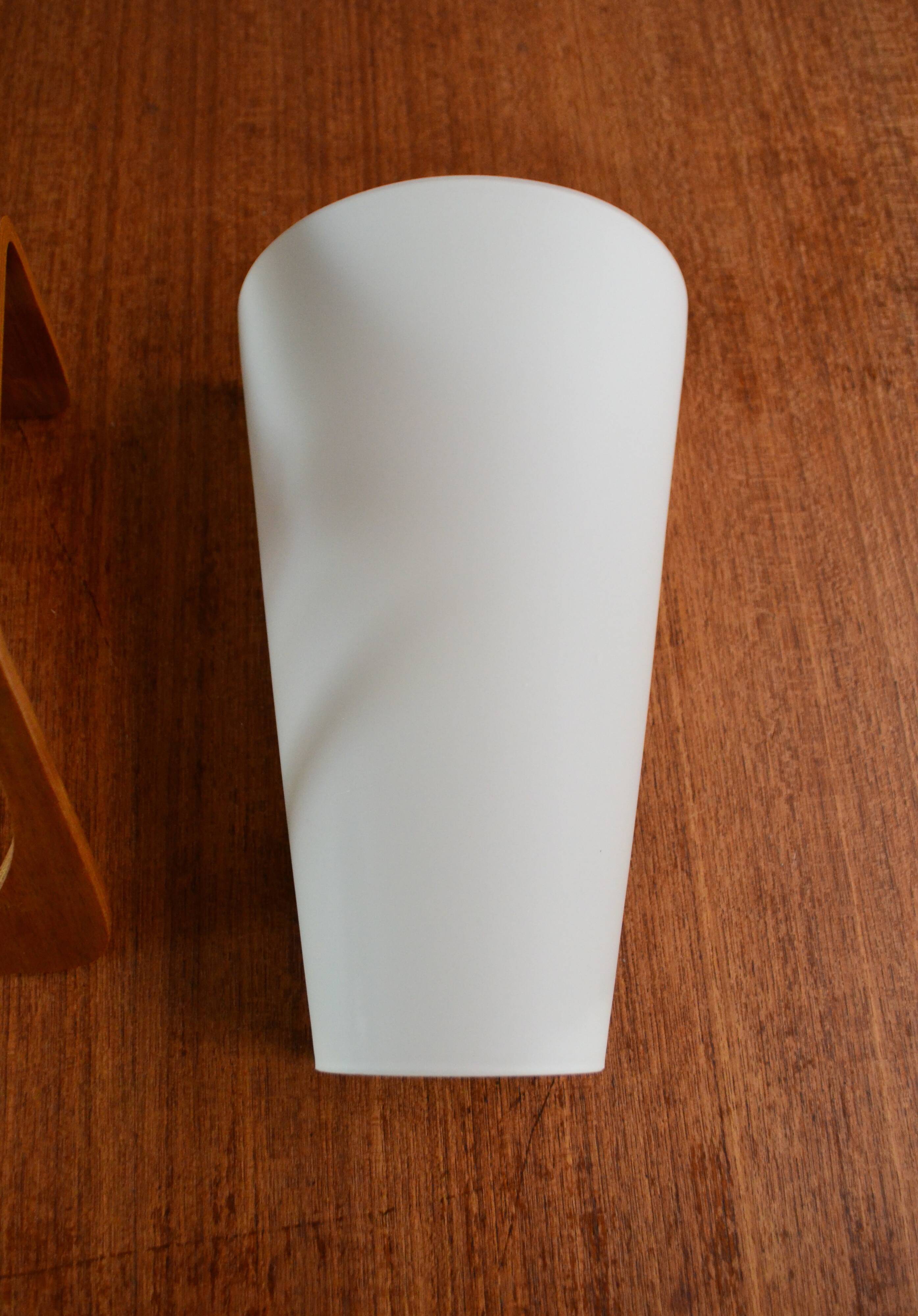 NX 41 Louis Kalff wall lamp for Philips teak from the 50s