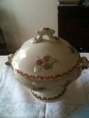 Soupière ancienne en