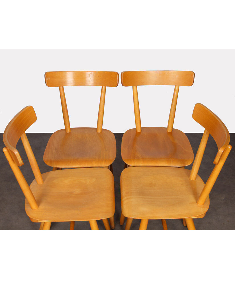 Set of four wooden chairs edited by Ton, 1960