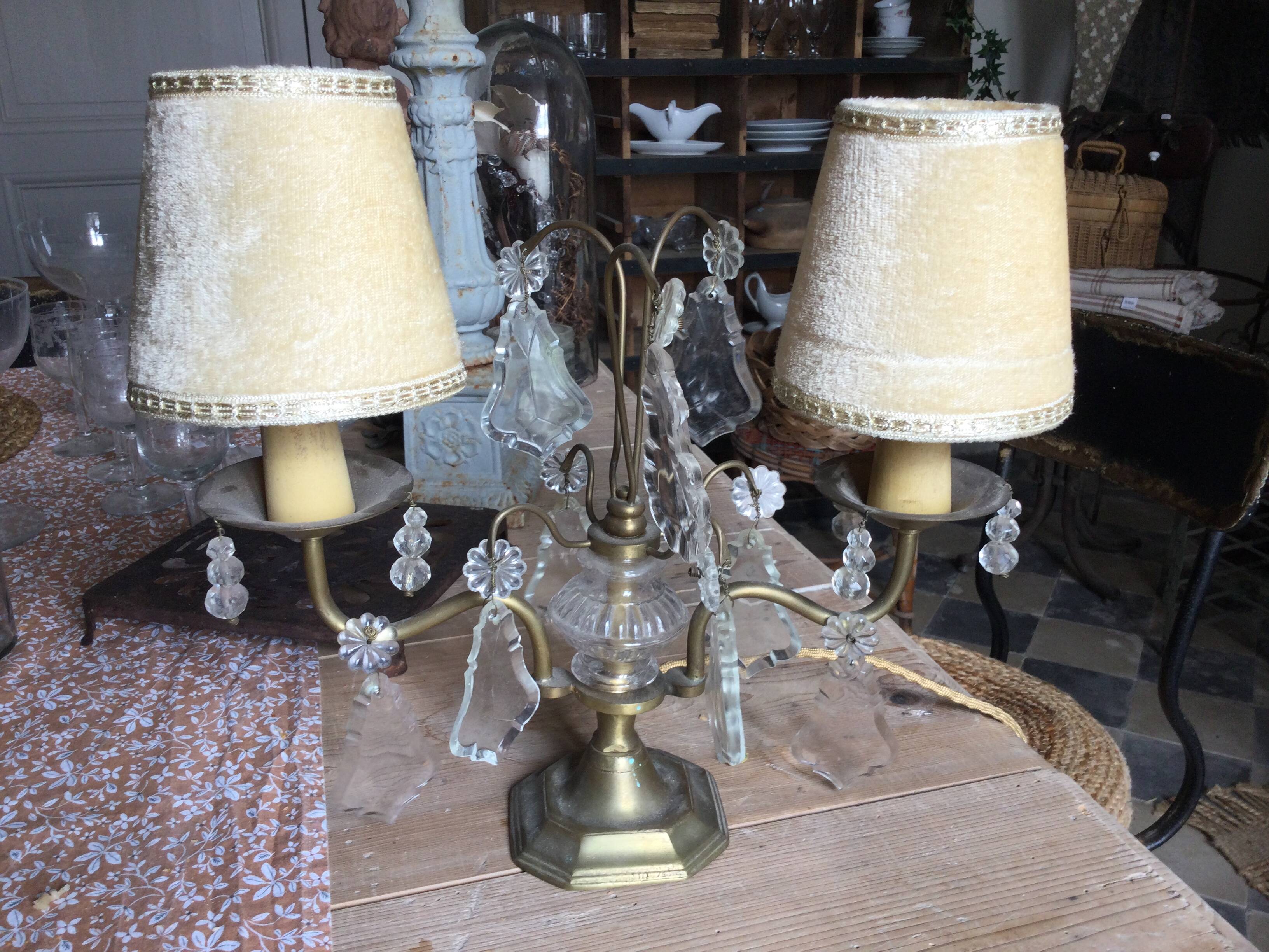 Antique brass lamp with 2 branches