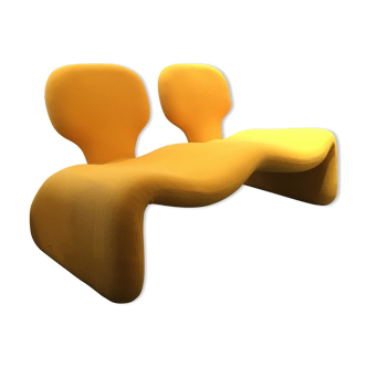 Sofa "Djinn" yellow by Olivier Mourgue Edition Airborne
