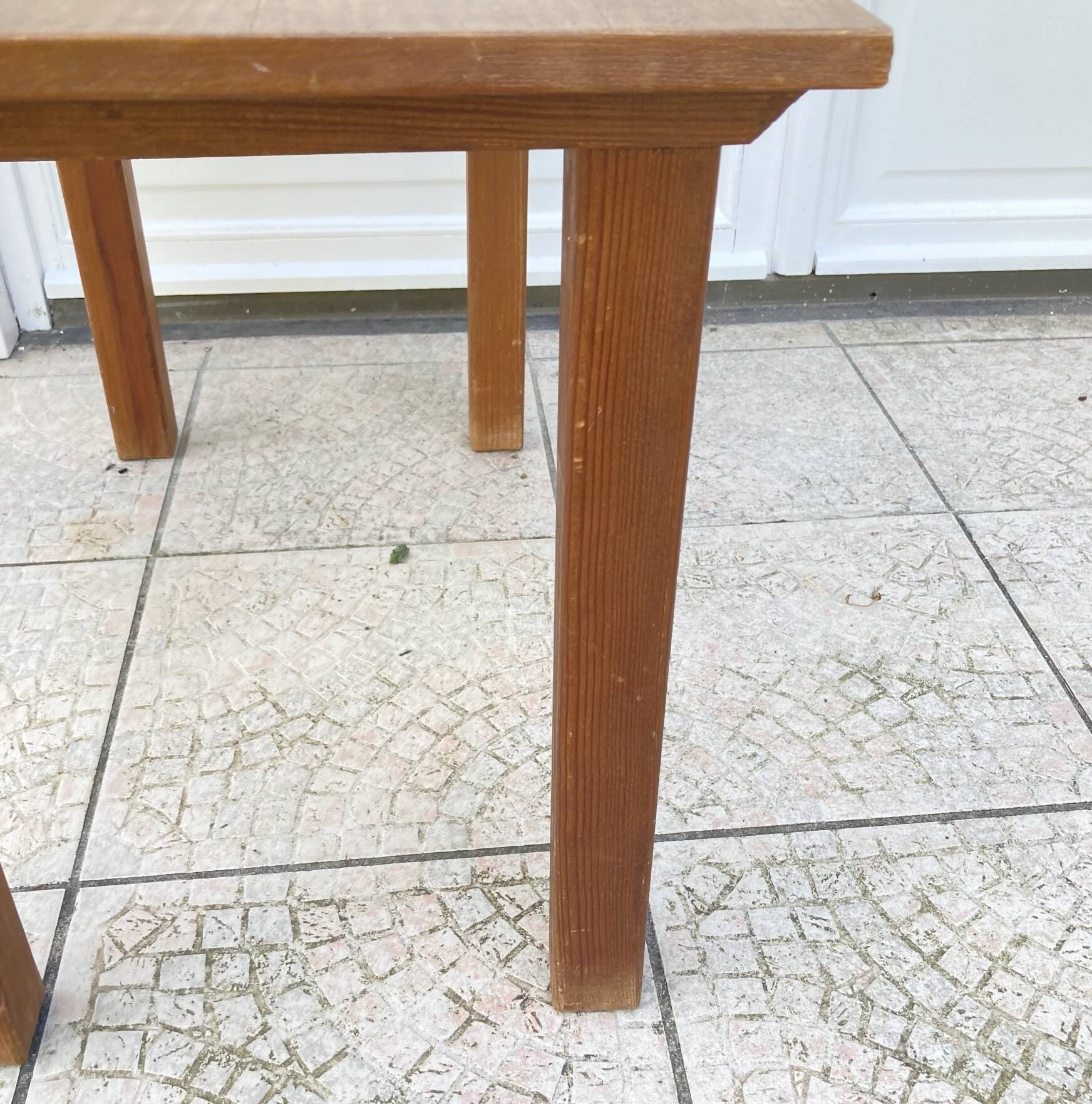 Small wooden desk or coffee table
