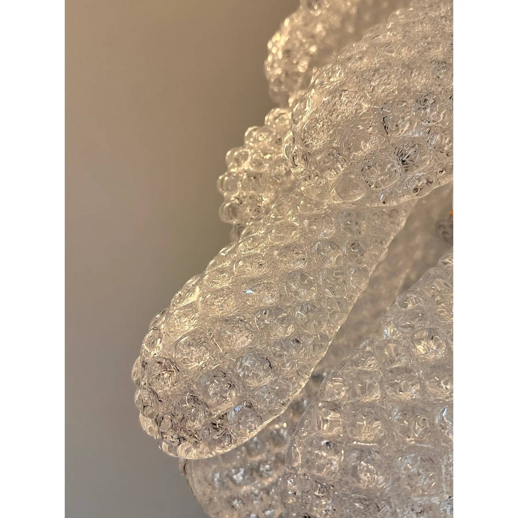 “Elegant Murano Glass ‘Shells’ Chandelier – Venetian Mid-Century Modern”