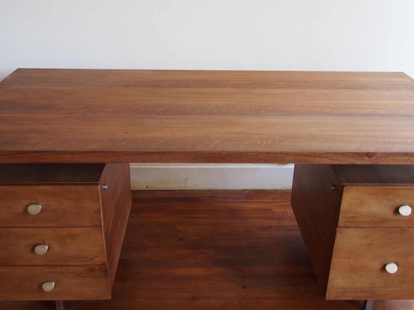 Bureau 1960