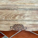 Commode rustique à trois tiroirs