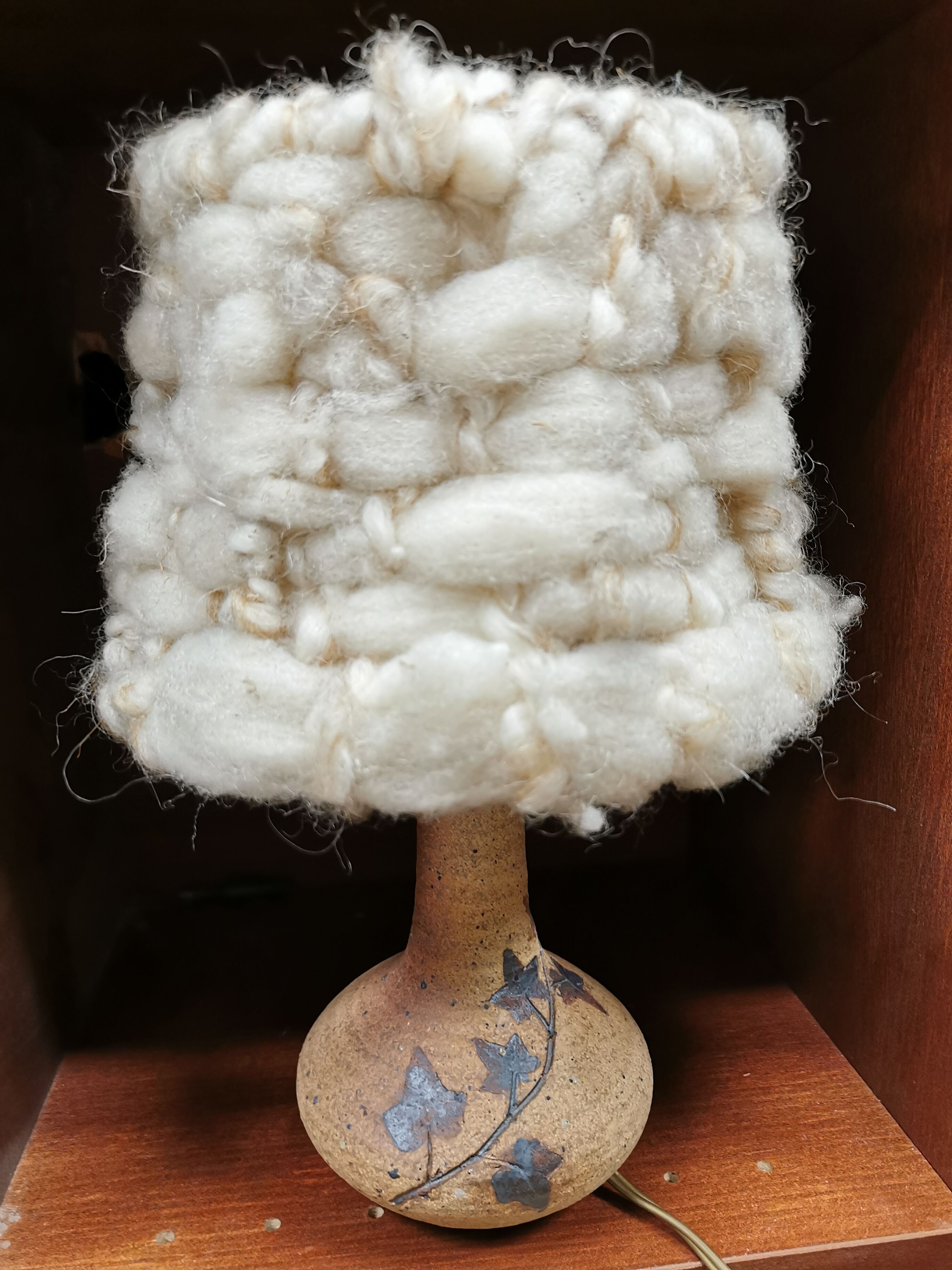 Bedside lamp and its vintage lampshade, Ceramic decoration Herbarium